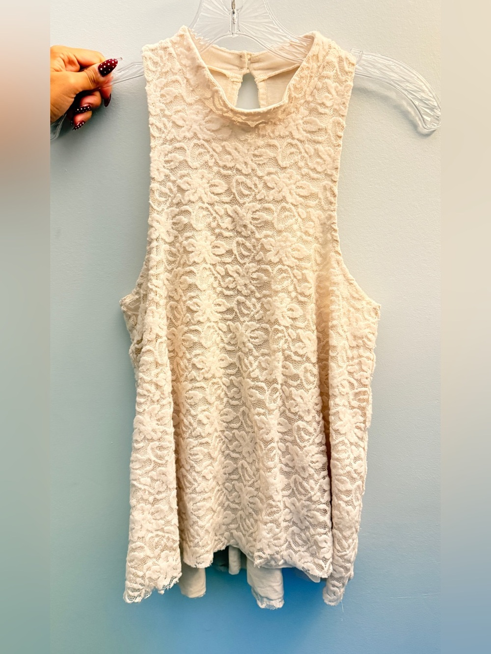 Hollister Cream Lace Sleeveless Camisole - Picture 1 of 6